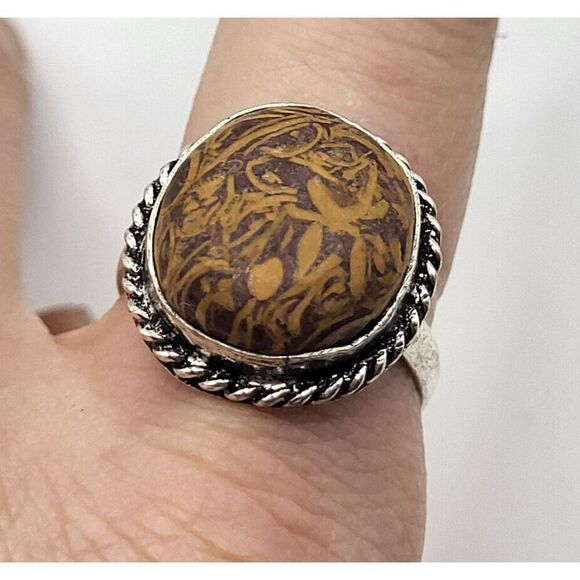 Bohemian Miriam Stone Round Cabochon Ring sz 9.5 - Picture 1 of 4